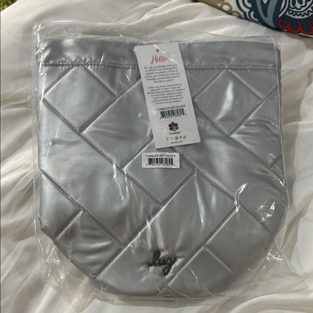 NWT Lug Tumbler Metallic Silver Quilted Cosmetic Bag with Geometric Design